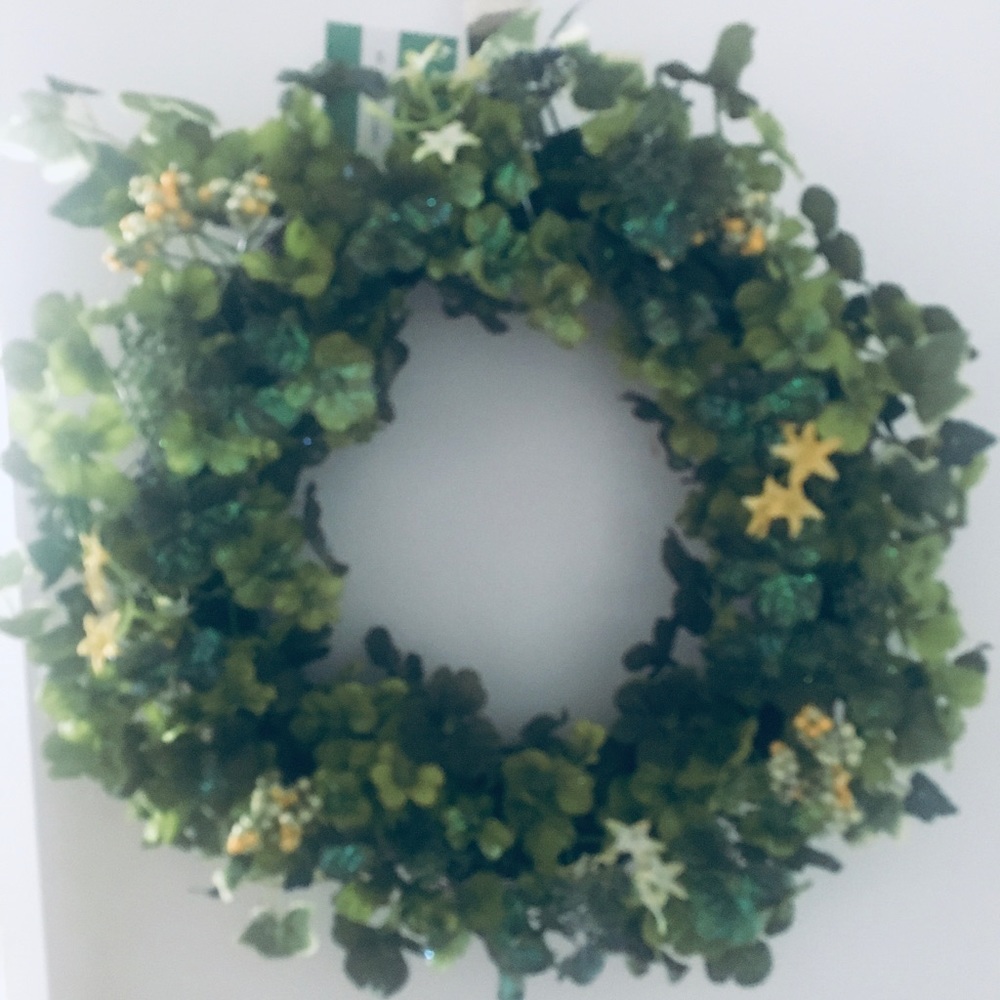 Springtime / St Patrick’s day wreath - wicker base - Picture 5 of 7